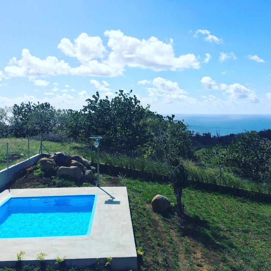 Rodrigues Holiday Family Villa Zourit Petit Brule Bagian luar foto
